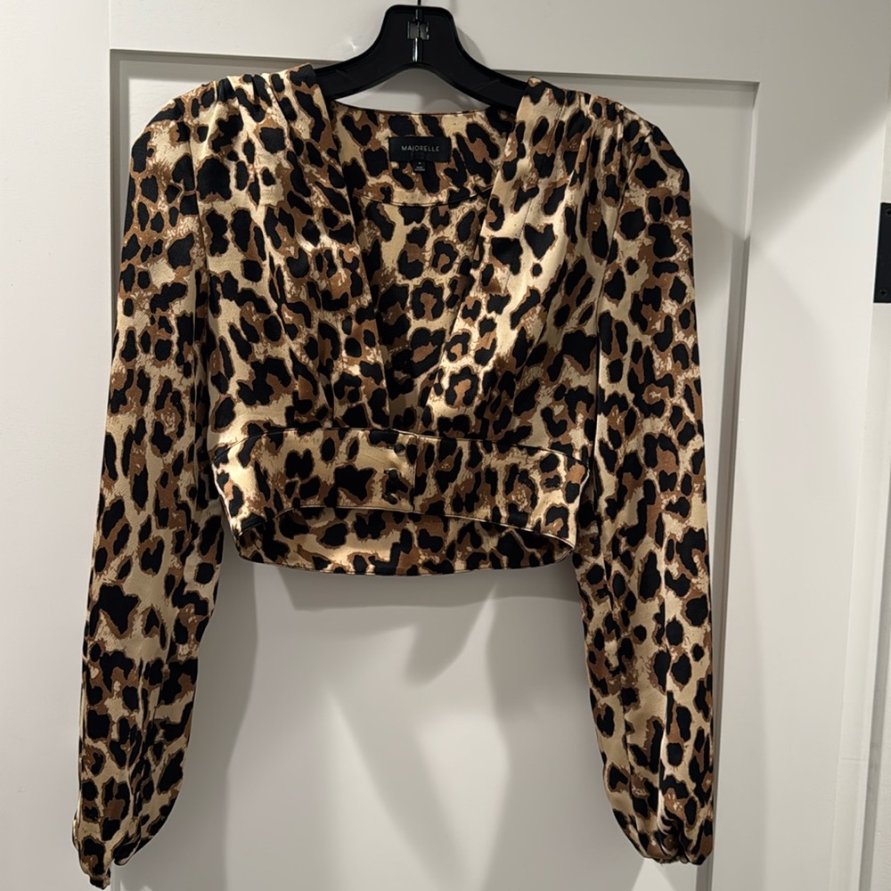 Leopard deep v crop top